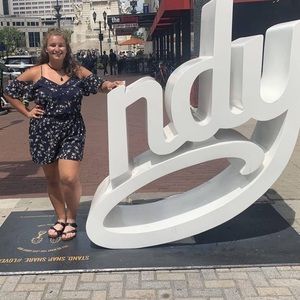 Beautiful Maurice’s Spring Romper WITH pockets